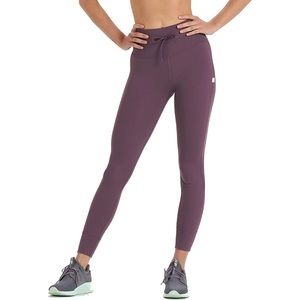 Vuori Daily Legging in plum